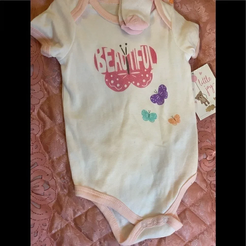 🎀Little joy Baby Super Cute  Matching Set Sizes :6-9M